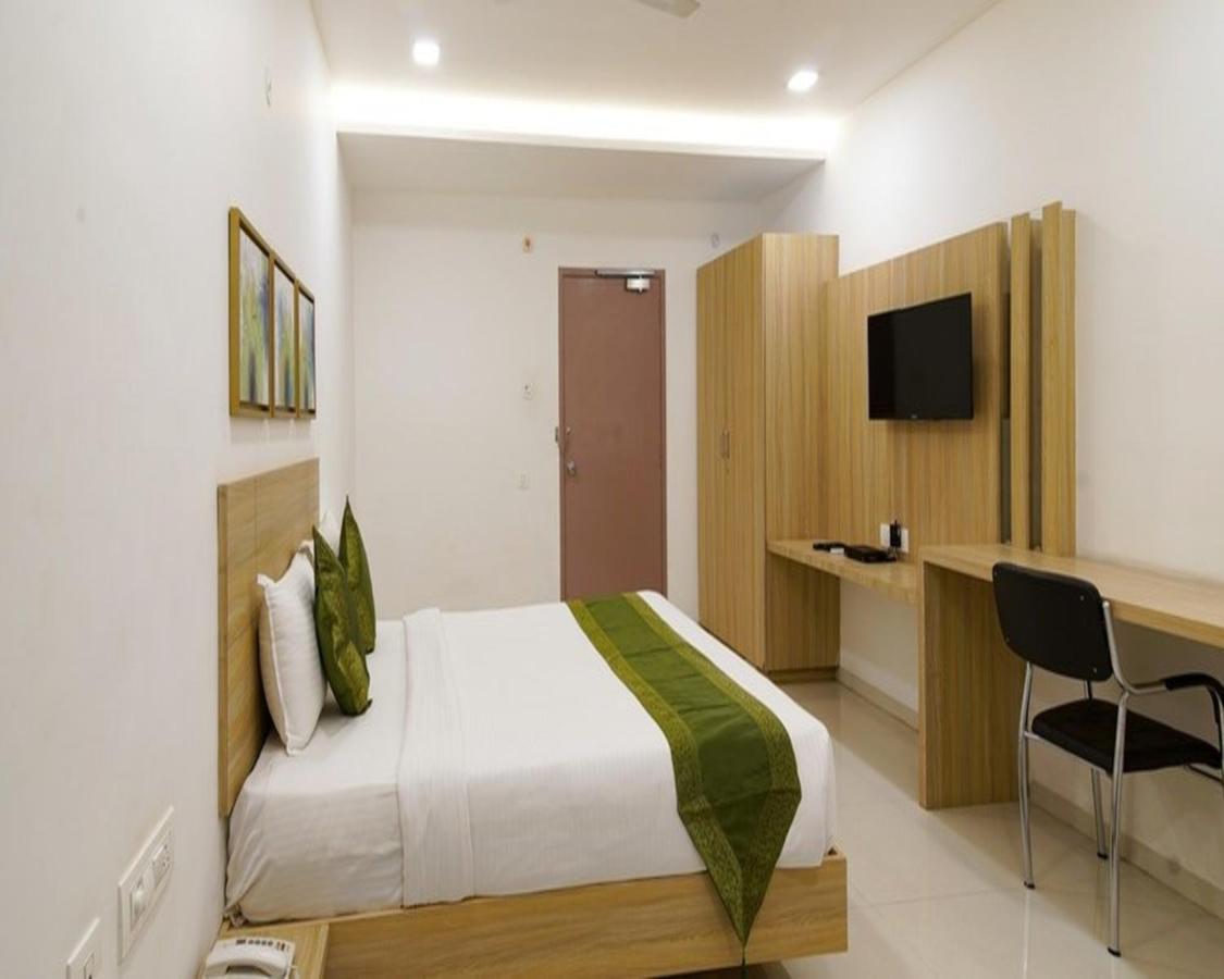 The Perch Hotel Visakhapatnam Zewnętrze zdjęcie